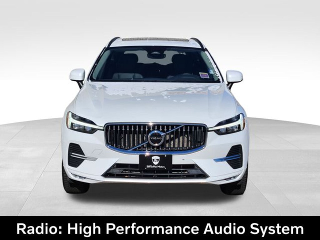 Certified 2022 Volvo XC60 B5 Momentum SUV