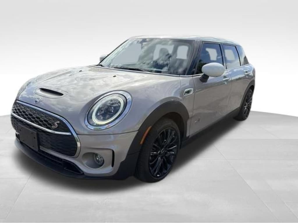 Used 2024 MINI Cooper S Clubman Iconic Wagon