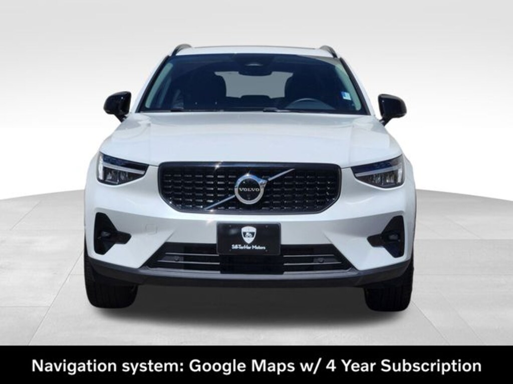 Certified 2025 Volvo XC40 B5 Plus Dark Theme SUV