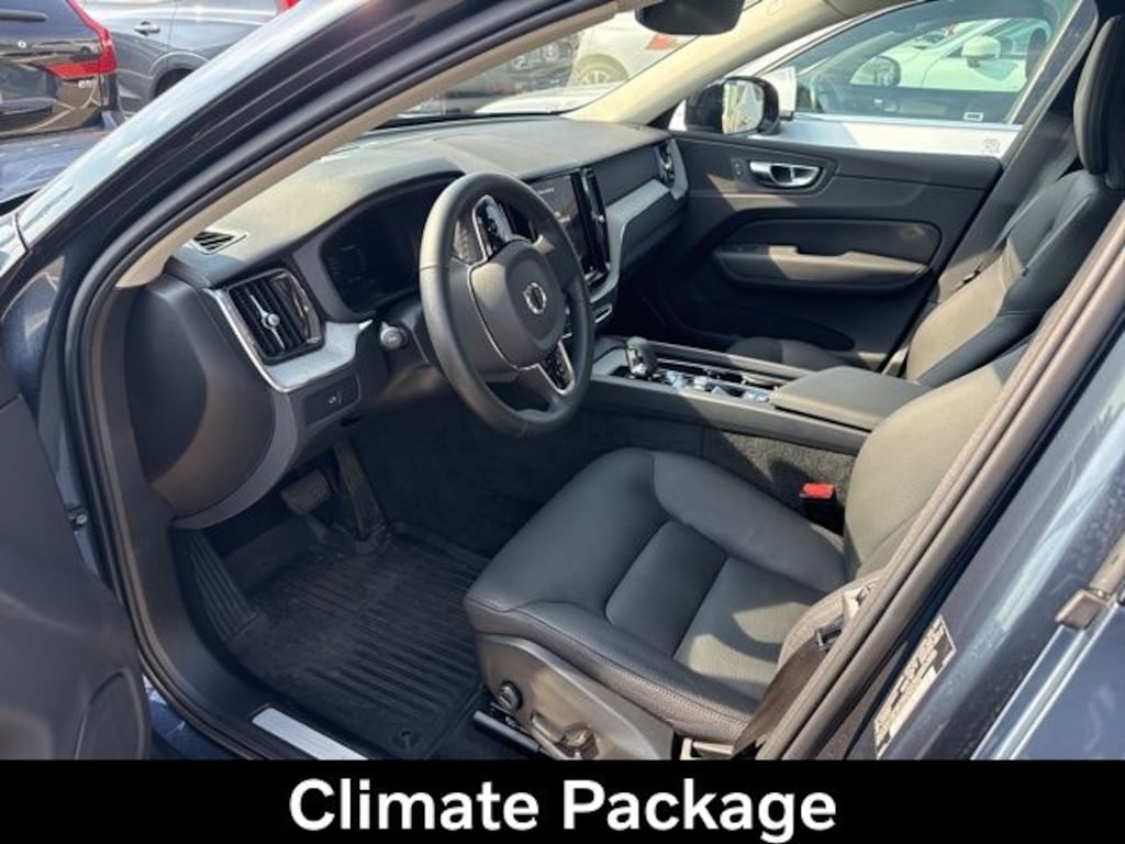 Certified 2025 Volvo XC60 Plus Dark Theme SUV