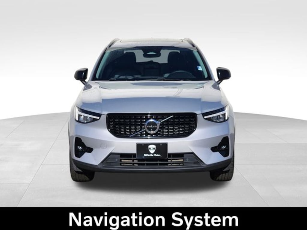 Certified 2023 Volvo XC40 B5 Plus Dark Theme SUV