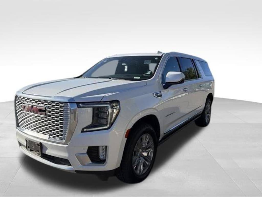Used 2023 GMC Yukon XL Denali SUV