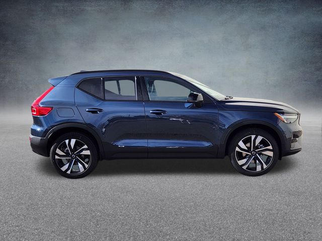 2026 Volvo XC40 Ultra - Photo 8