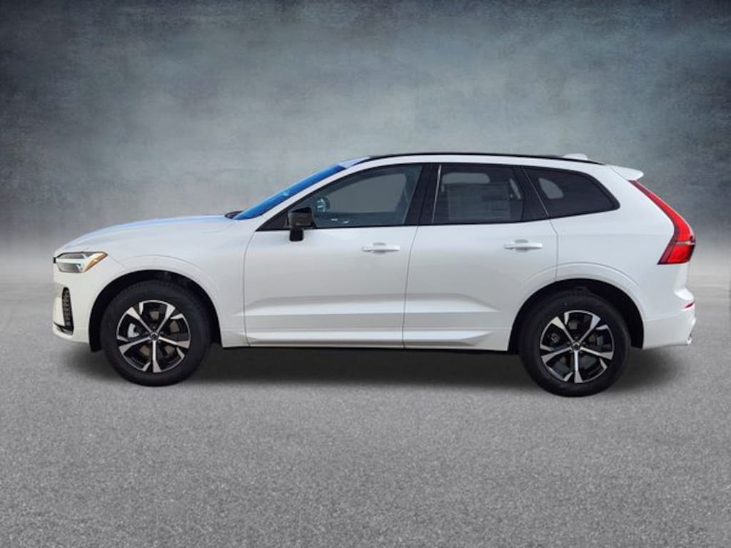 New 2026 Volvo XC60 B5 Core SUV