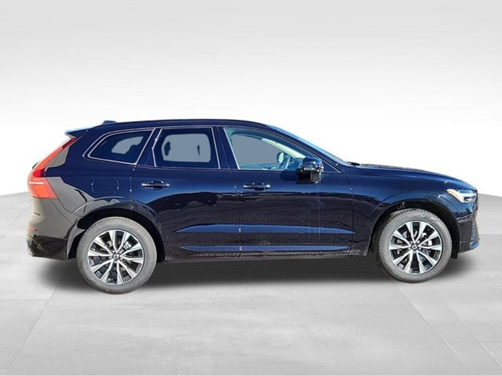 Certified 2025 Volvo XC60 B5 Core SUV