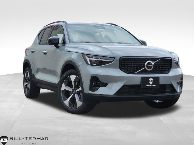 2026 Volvo XC40