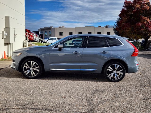 2023 Volvo XC60 B5 Plus photo 4