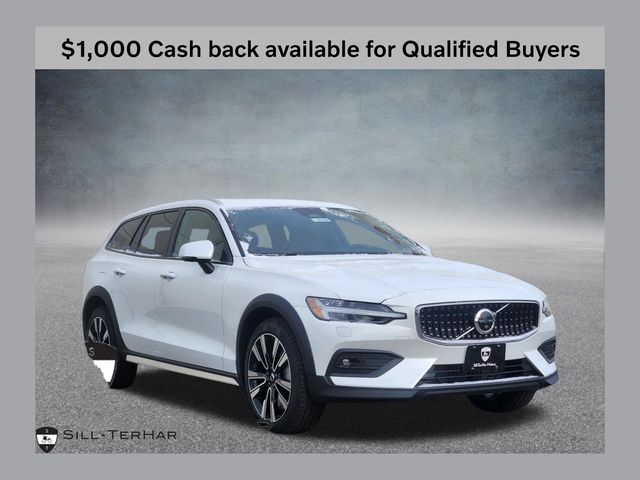 2026 Volvo V60 Cross Country Wagon 