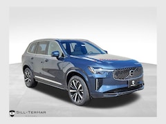 2026 Volvo XC90 B6 Core SUV