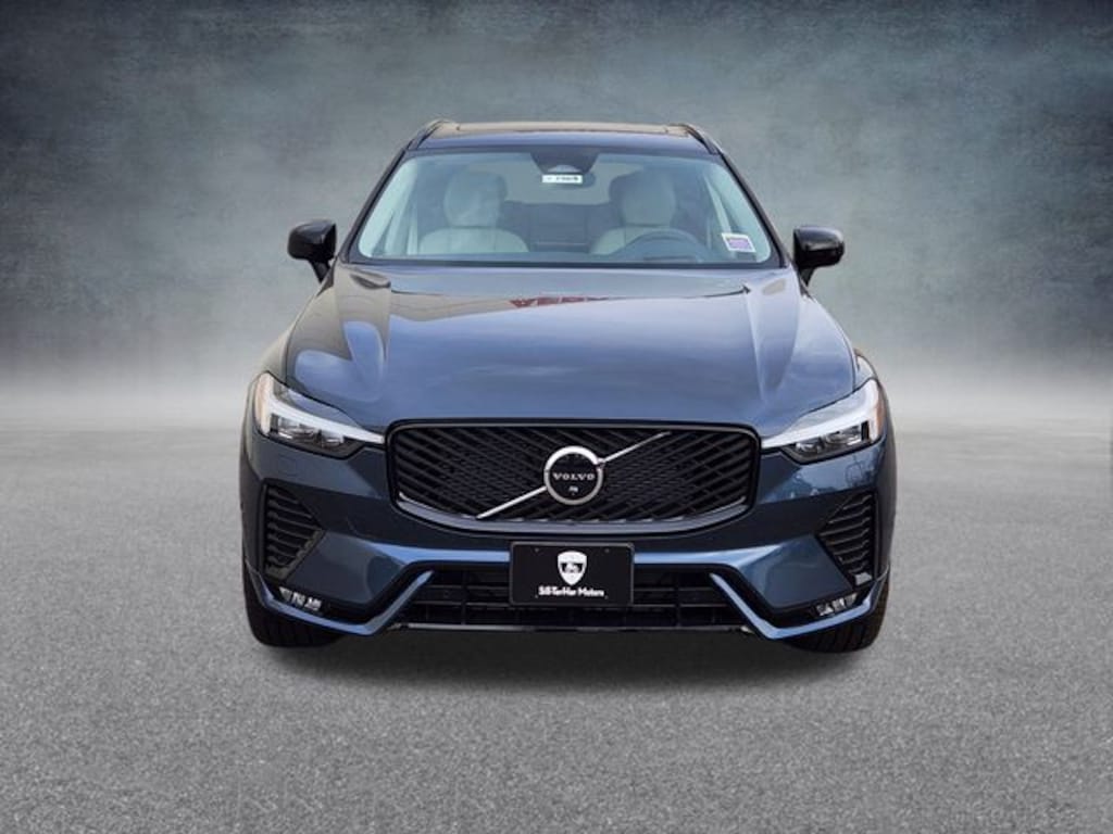 New 2026 Volvo XC60 B5 Ultra SUV