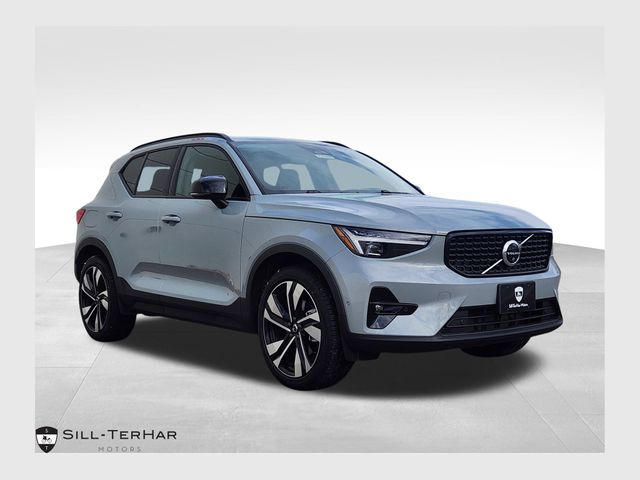 2025 Volvo XC40 Ultra