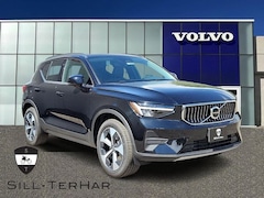 New 2025 Volvo XC40 B5 Core Bright Theme SUV in Broomfield, CO