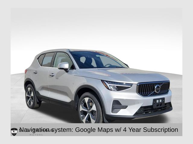 2025 Volvo XC40 SUV 