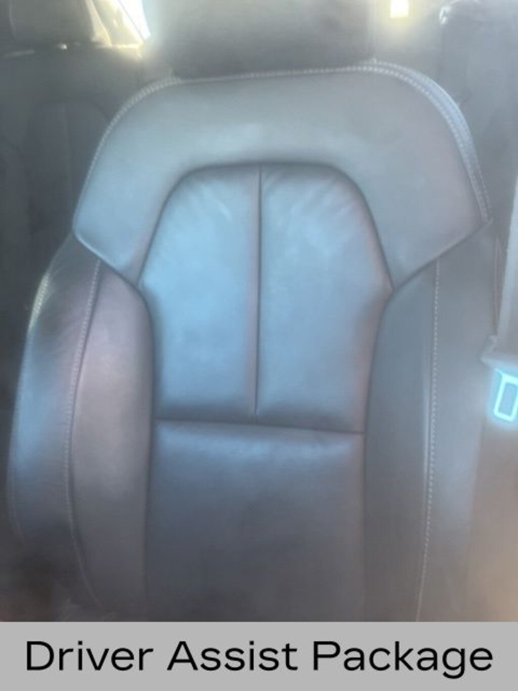 Used 2023 Volvo XC40 B5 AWD Plus Dark SUV