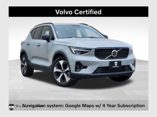 2025 Volvo XC40 B5 Plus Dark AWD's photo