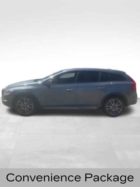 Used 2018 Volvo V60 Base with VIN YV440MWK0J2056475 for sale in Broomfield, CO