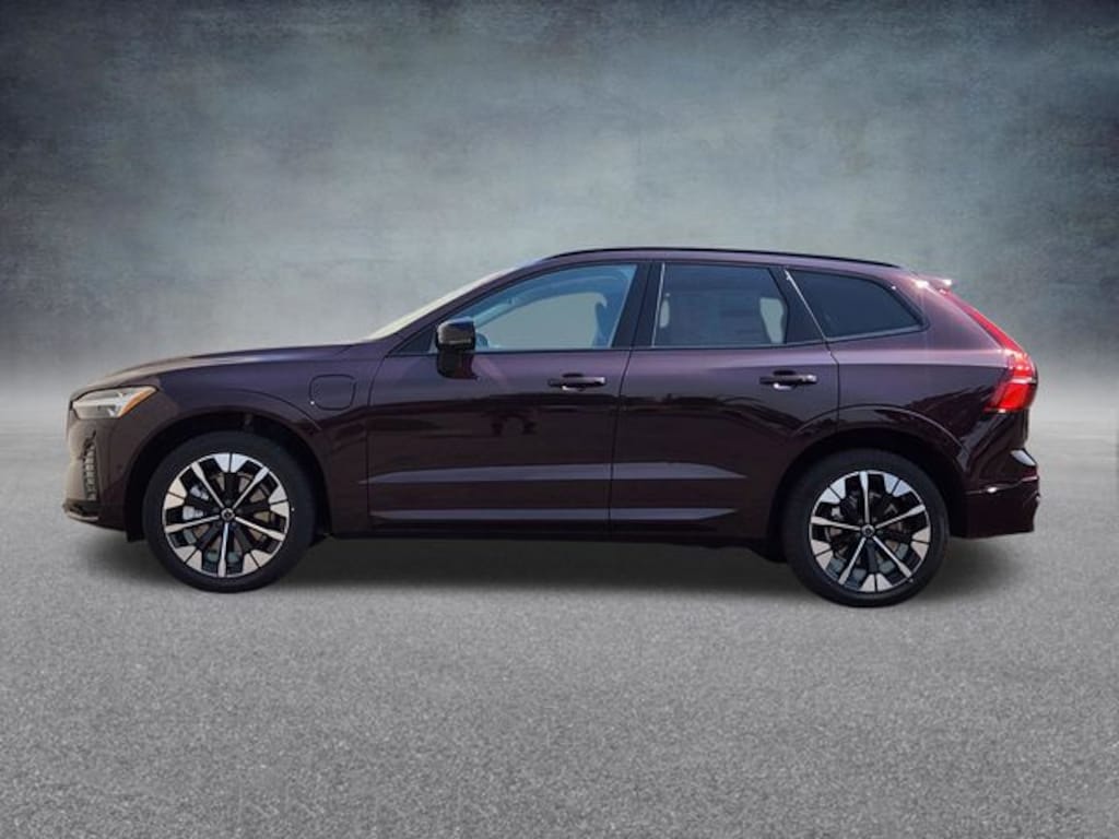New 2026 Volvo XC60 plug-in hybrid T8 Plus SUV