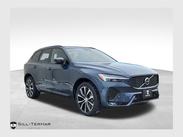 2025 Volvo XC60 Plus's photo