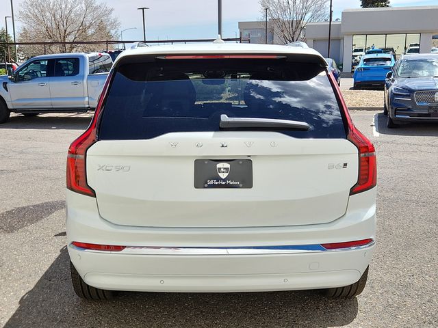 2025 Volvo XC90 photo 4