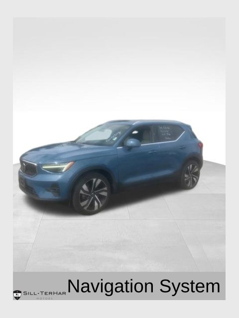 2023 Volvo XC40 B5 Ultimate Bright AWD's photo