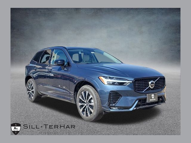 2025 Volvo XC60 Core's photo