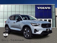 2026 Volvo XC40 B5 Plus SUV