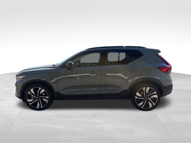 Certified 2025 Volvo XC40 B5 Ultra Dark Theme SUV