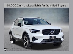 2026 Volvo XC40 B5 Plus SUV