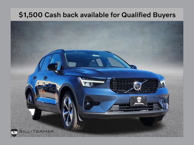 2026 Volvo XC40 B5 Plus Dark AWD's photo