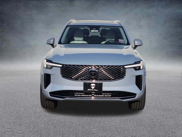 2026 Volvo XC90 photo 2