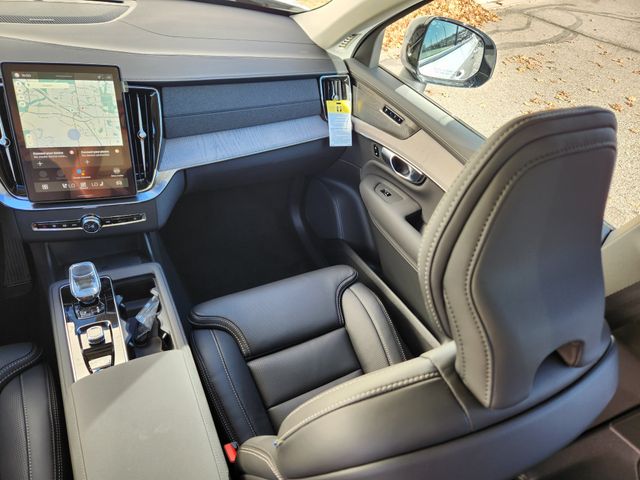 2026 Volvo XC90 Ultra - Photo 12