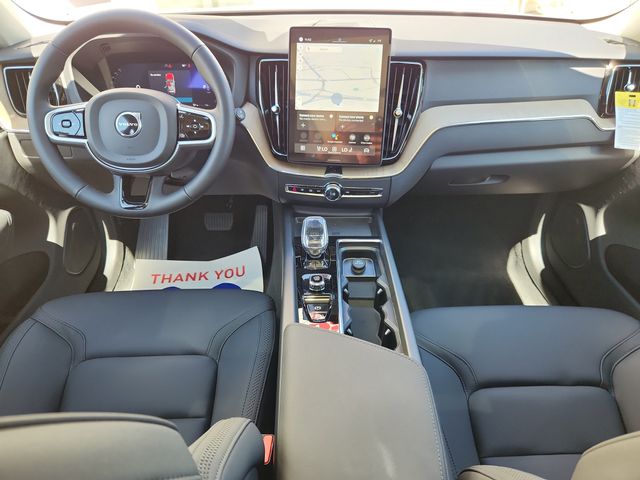 2026 Volvo XC60 Plus - Photo 11