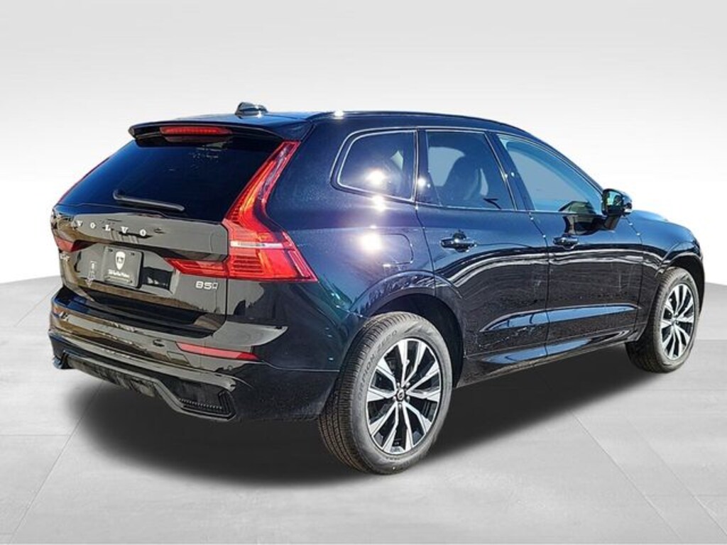 Certified 2025 Volvo XC60 B5 Core SUV