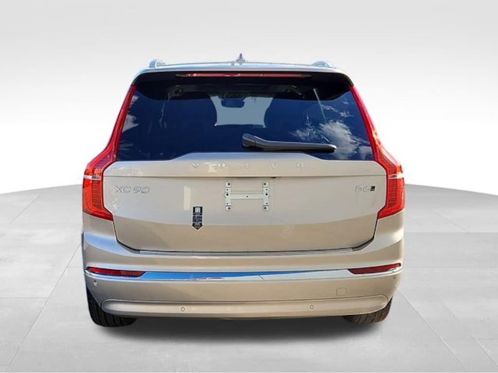 Certified 2025 Volvo XC90 B6 Core SUV