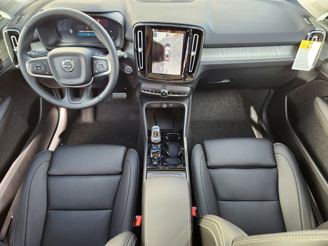 2026 Volvo XC40 Ultra - Photo 11