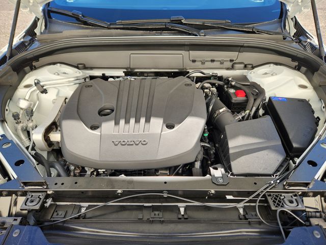 2026 Volvo XC60 Plus - Photo 19