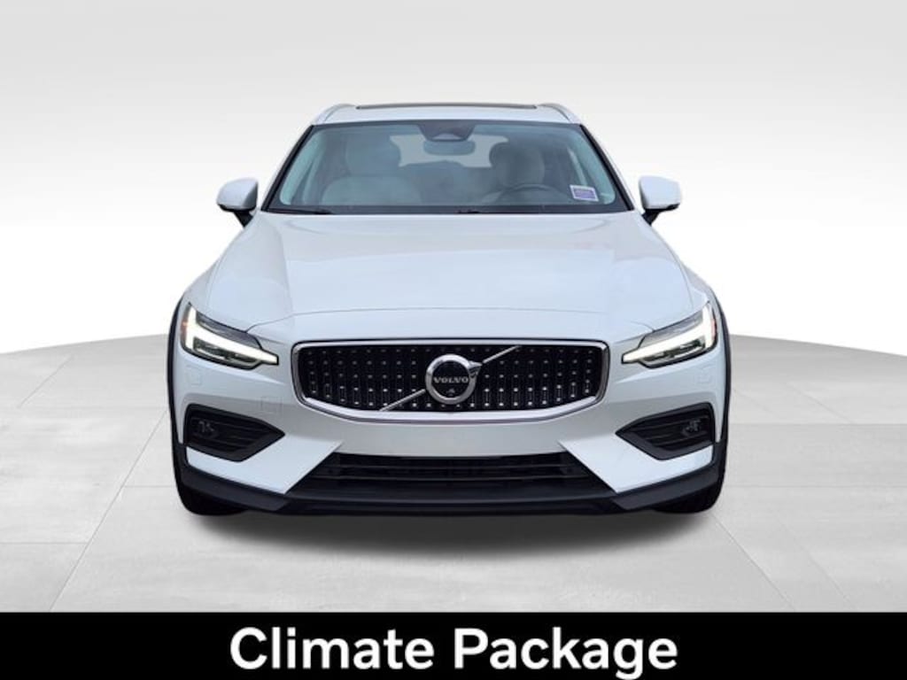 Certified 2024 Volvo V60 Cross Country B5 Plus Wagon