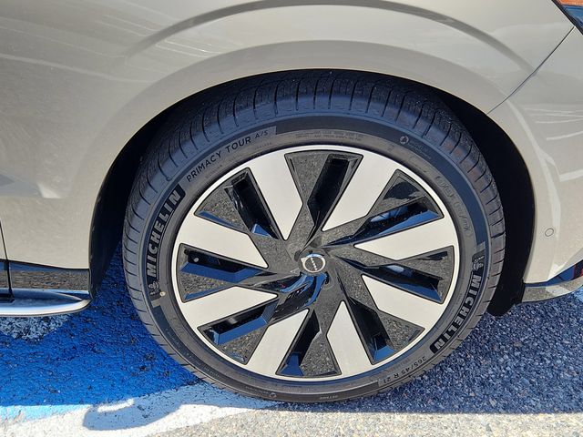 2025 Volvo EX90 Ultra - Photo 15