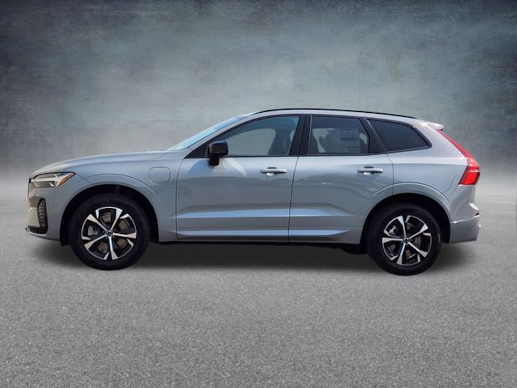 New 2026 Volvo XC60 plug-in hybrid T8 Core SUV