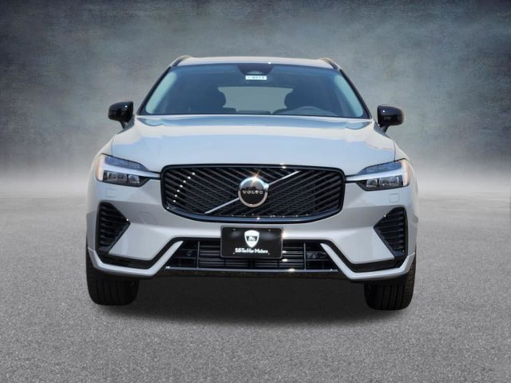 New 2026 Volvo XC60 plug-in hybrid T8 Core SUV