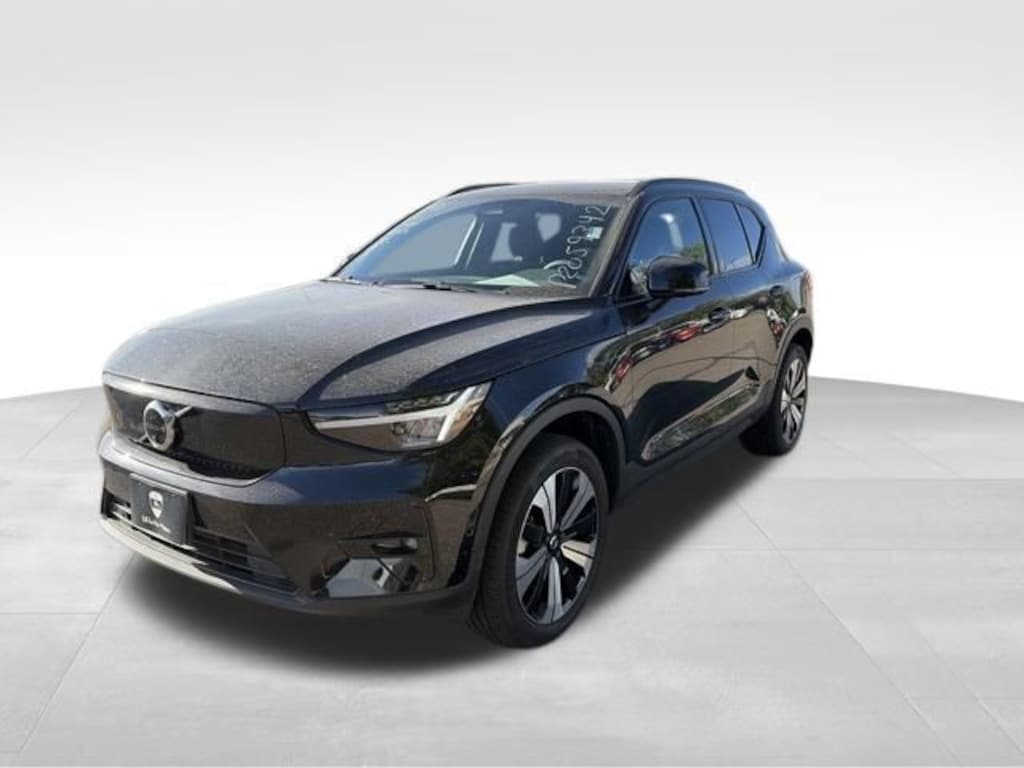 Used 2023 Volvo XC40 Recharge Pure Electric Plus SUV