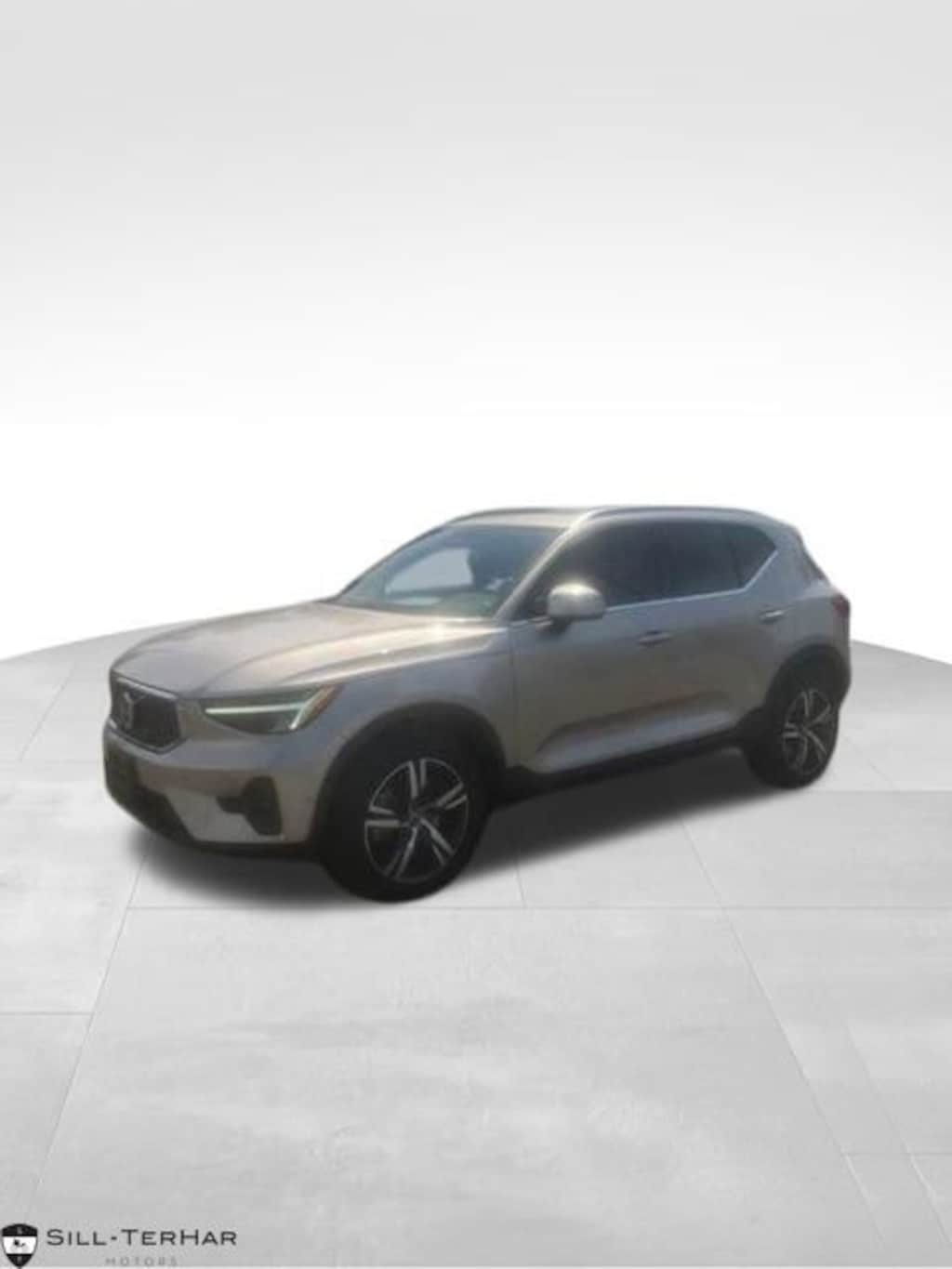 Certified 2023 Volvo XC40 B5 AWD Plus Bright SUV