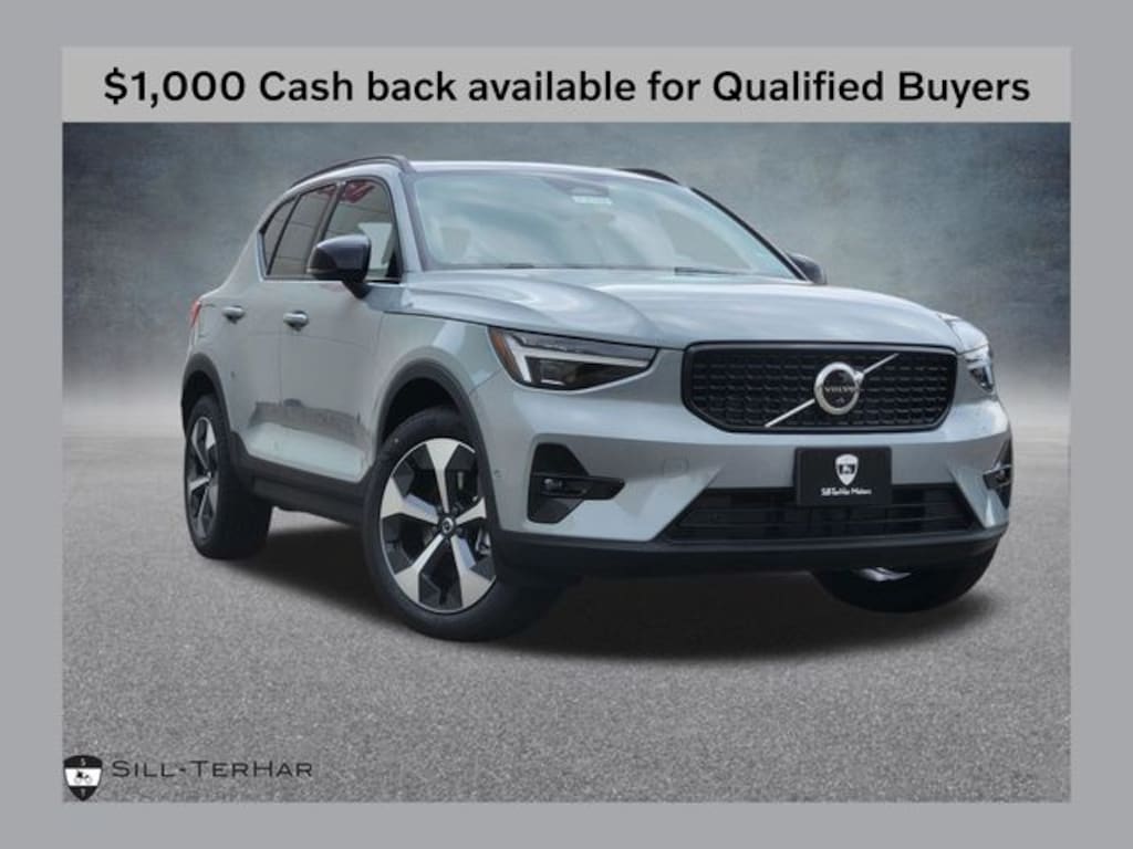 New 2026 Volvo XC40 B5 Plus SUV