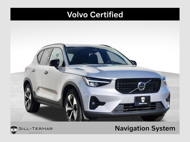 2023 Volvo XC40 SUV 