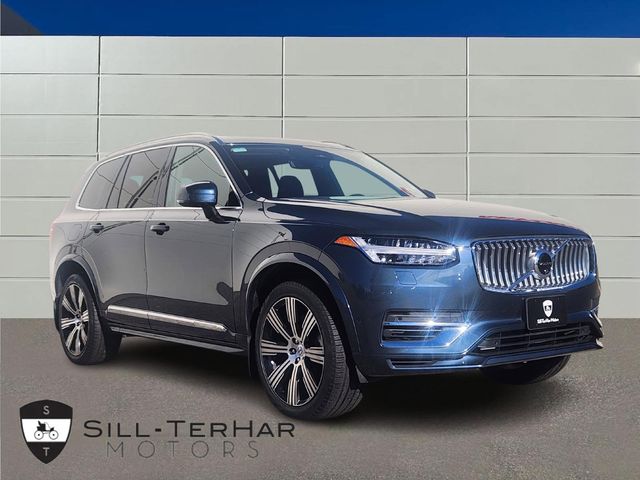 2023 Volvo XC90 Recharge Plug-In Hybrid SUV 