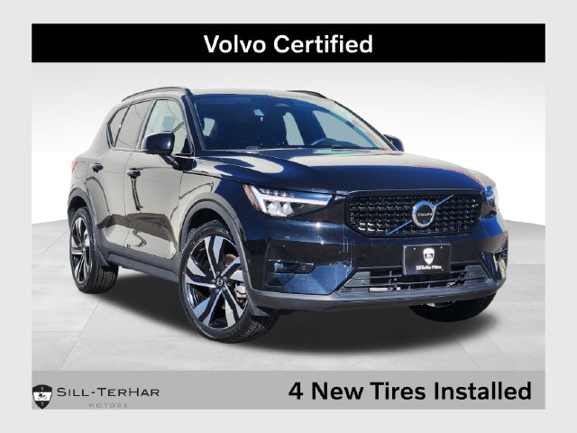 2023 Volvo XC40 SUV 