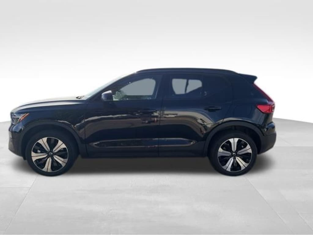 Used 2023 Volvo XC40 Recharge Pure Electric Plus SUV