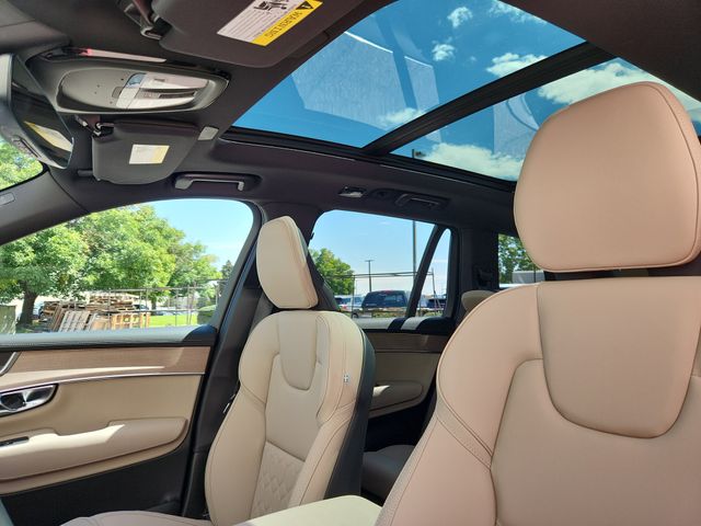 2026 Volvo XC90 Core - Photo 23