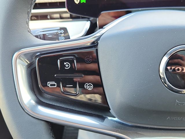 2025 Volvo EX90 Ultra - Photo 17