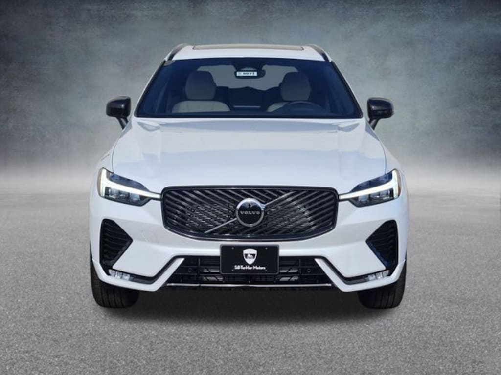 New 2026 Volvo XC60 B5 Core SUV